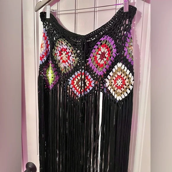NWT SHEIN Curve Fringe Crochet Festival Skirt - Swimsuit Beach Coverup - Size 2X - Picture 5 of 7